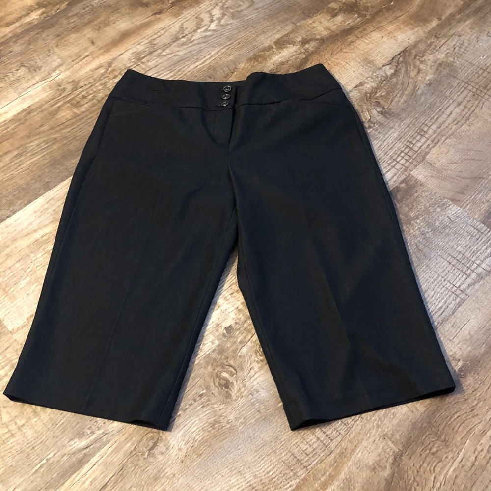 Sharagano Studio Long Knee Length Dress Shorts